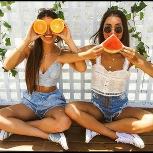 Meet your Posher, Ally